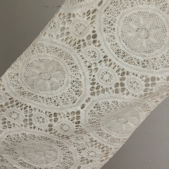 Lucy Diamonds Lace Pants - Picture 3 of 5